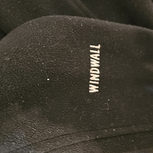 The North Face Women's Black Windwall Fleece Jacket - Picture 8 of 8